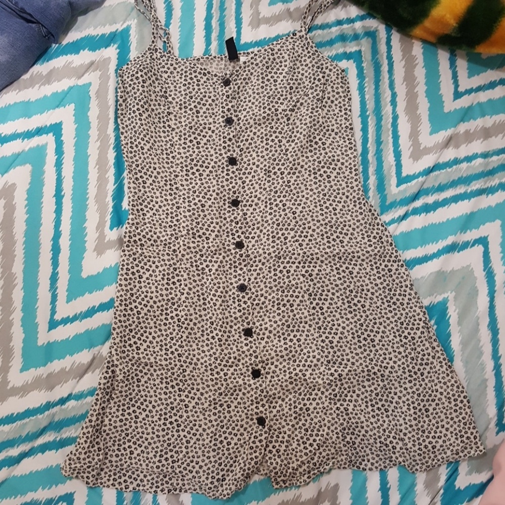 Floral pattern dress